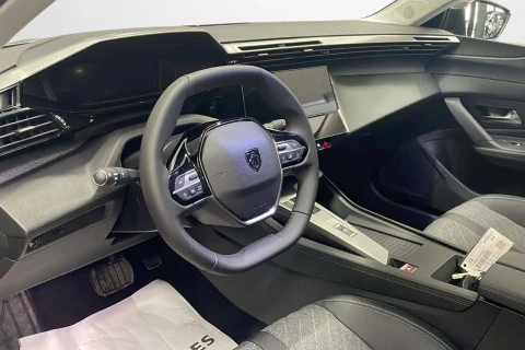 Peugeot 408 408 Allure Puretech 130 EAT8