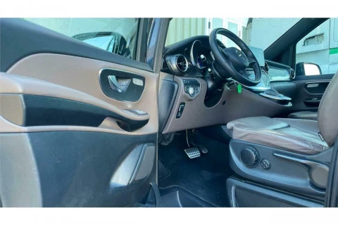 Mercedes-Benz Clase V 300 d Avantgarde Largo