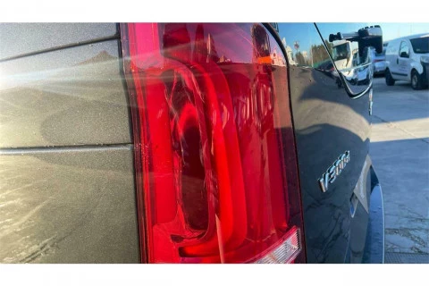 Mercedes-Benz Clase V 300 d Avantgarde Largo