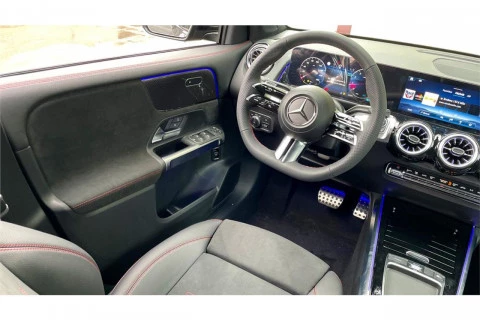Mercedes-Benz GLB GLB 200 d