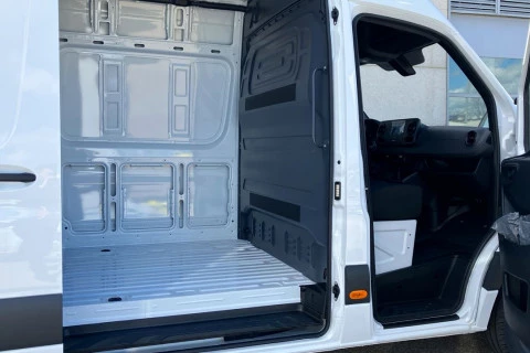Mercedes-Benz Sprinter Nuevo Sprinter 315 CDI Furgón PRO Largo