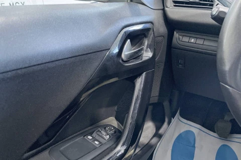 Peugeot 208 5P ACTIVE 1.2L PureTech 82