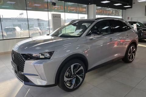 DS 7 PLUG-IN HYBRID AWD 300 ÉTOILE