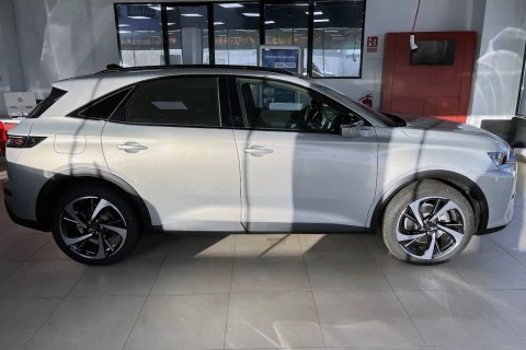 DS 7 PLUG-IN HYBRID AWD 300 ÉTOILE