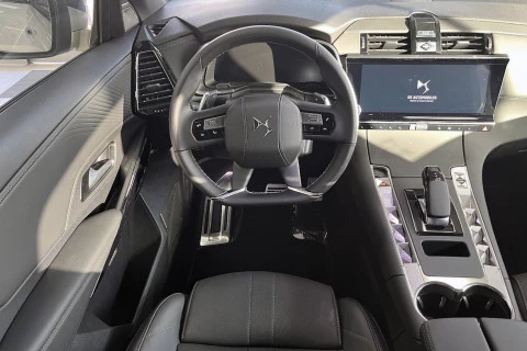 DS 7 PLUG-IN HYBRID AWD 300 ÉTOILE