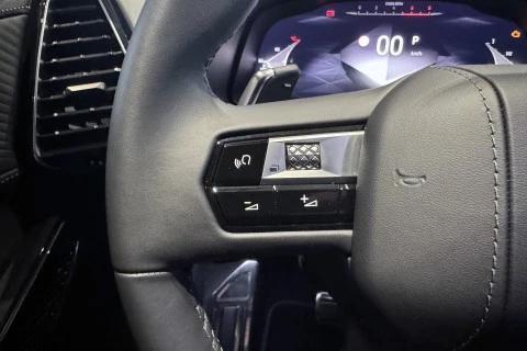 DS 7 PLUG-IN HYBRID AWD 300 ÉTOILE