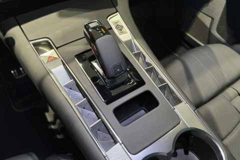 DS 7 PLUG-IN HYBRID AWD 300 ÉTOILE