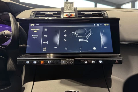 DS 7 PLUG-IN HYBRID AWD 300 ÉTOILE