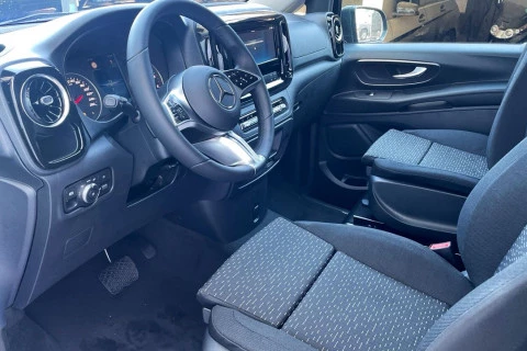 Mercedes-Benz Vito 116CDI AT 120kW Tourer Select Larga