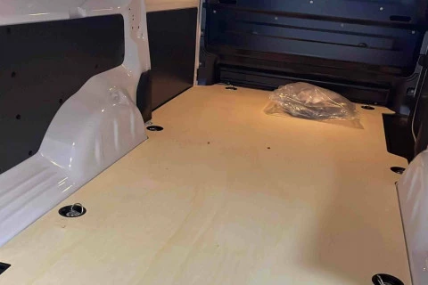 Peugeot e-Expert e-Expert Furgón 75kWh 136 Standard