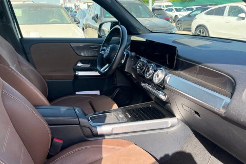 Mercedes-Benz GLB GLB 200 d