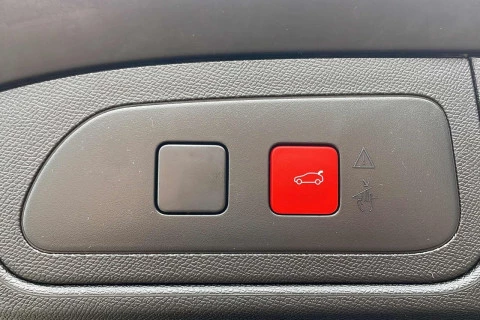 DS 7 PLUG-IN HYBRID 225 ÉDITION FRANCE