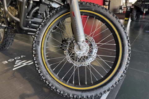 Voge 300 RALLY Negra