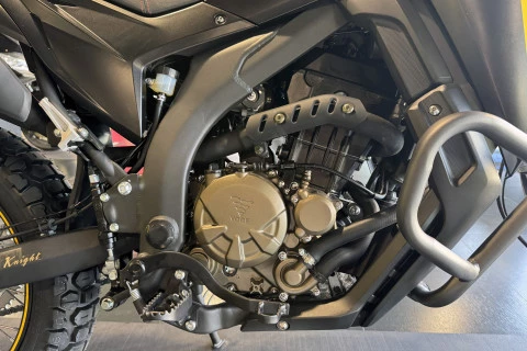 Voge 300 RALLY Negra