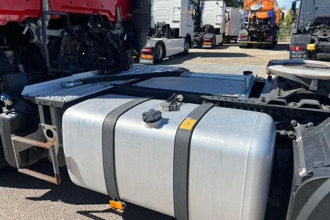 Mercedes-Benz Actros 1845 LS