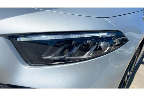 Mercedes-Benz Clase A A 250 e con tecnología híbrida EQ