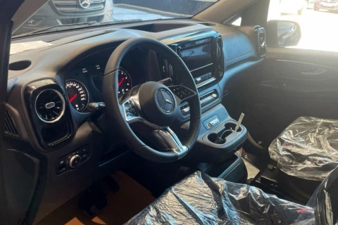 Mercedes-Benz Vito 114CDI AT 100kW Tourer Select Larga