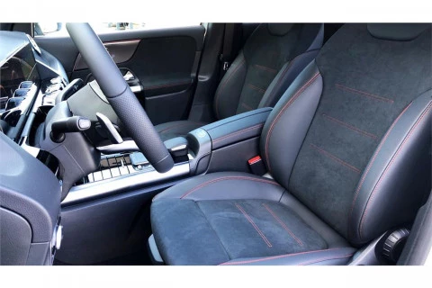 Mercedes-Benz GLA GLA 200