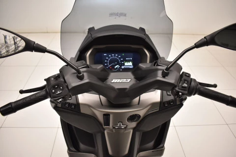 Piaggio MP3 Exclusive 530 grey