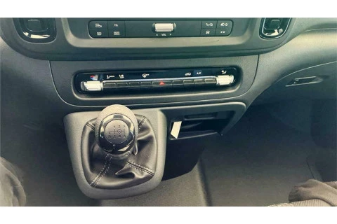 Mercedes-Benz Vito 110 CDI FURGON BASE