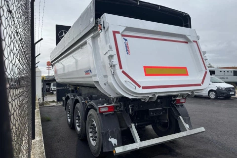 SchmitzCargobull Cargobull SKI 24 SL