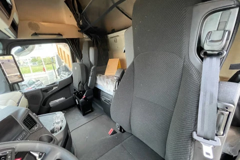 Mercedes-Benz Actros L 1863