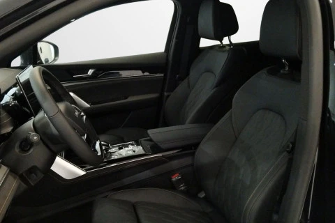 BYD TANG Flagship