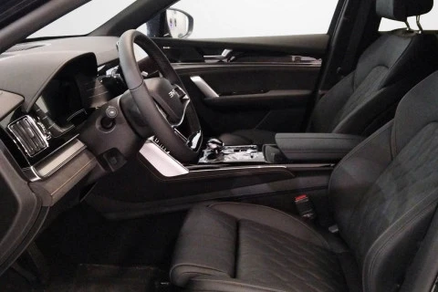 BYD TANG Flagship
