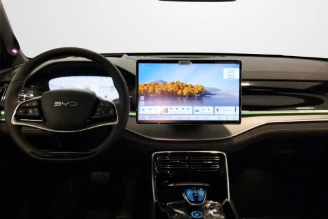 BYD TANG Flagship