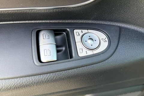 Mercedes-Benz Vito 114CDI AT 100kW Tourer Select Larga