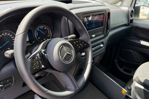 Mercedes-Benz eVito 112 FURGÓN LARGO