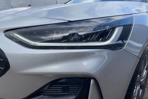 Ford Focus 1.0 Ecoboost MHEV 92kW ST-Line