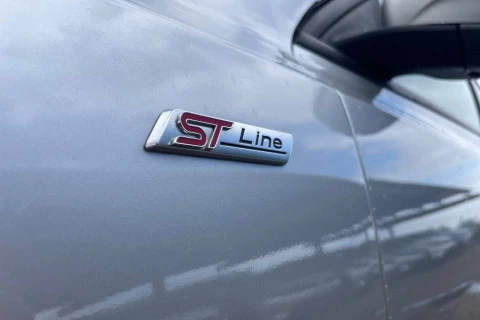 Ford Focus 1.0 Ecoboost MHEV 92kW ST-Line
