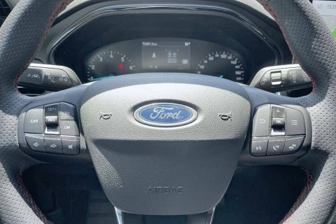 Ford Focus 1.0 Ecoboost MHEV 92kW ST-Line