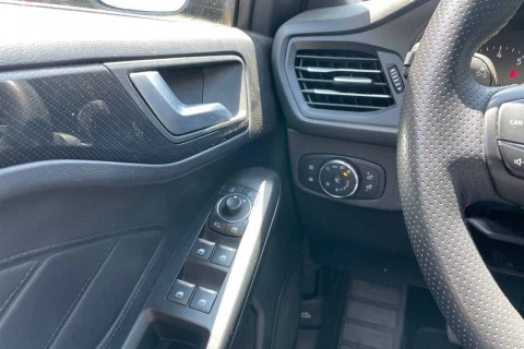 Ford Focus 1.0 Ecoboost MHEV 92kW ST-Line