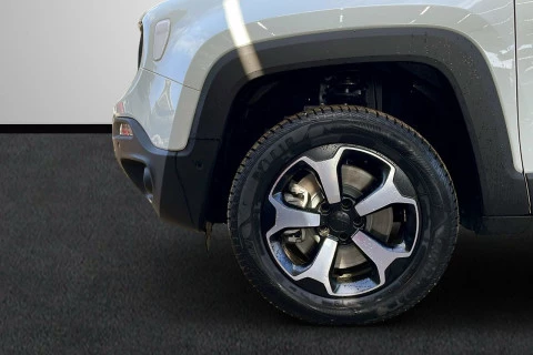 Jeep Renegade 4xe Overland 1.3 PHEV 240hp AT EAWD