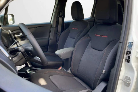 Jeep Renegade 4xe Overland 1.3 PHEV 240hp AT EAWD