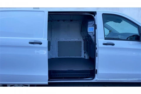 Mercedes-Benz Vito 110CDI Furgon BASE larga