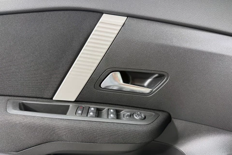 Citroën C4 Hybrid 145 ë-DCS6 Business Edition