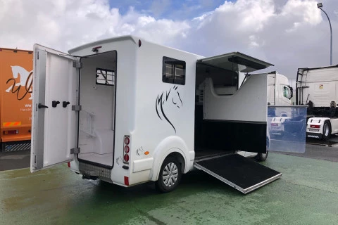 Renault Trucks Master MASTER 170 C.V.+FURGONETA DE CABALLOS