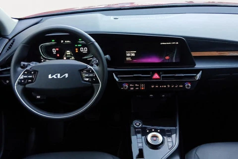 Kia Niro 1.6 GDi HEV 95kW (129CV) Drive