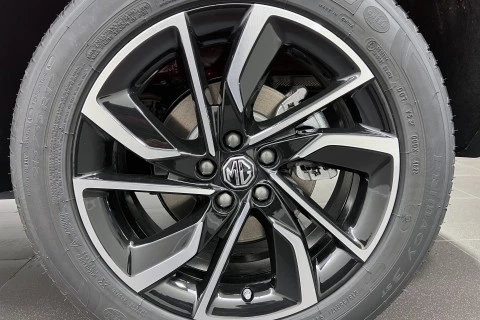 MG ZS 1.0T Luxury Auto