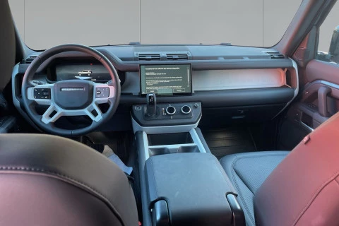 Land Rover Defender 110 3.0D I6 MHEV X-Dynamic SE 4WD AT 183 kW (249 CV)