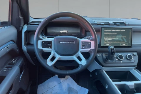 Land Rover Defender 110 3.0D I6 MHEV X-Dynamic SE 4WD AT 183 kW (249 CV)