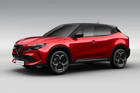 Alfa Romeo Junior Ibrida Sport Speciale 108kW (145CV)