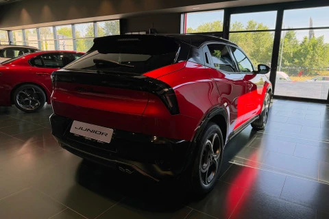 Alfa Romeo Junior Ibrida Sport Speciale 108kW (145CV)