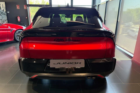 Alfa Romeo Junior Ibrida Sport Speciale 108kW (145CV)