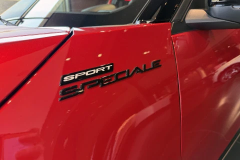Alfa Romeo Junior Ibrida Sport Speciale 108kW (145CV)