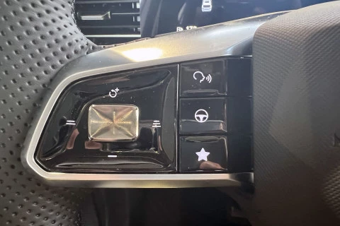 MG HS 1.5 Hybrid+ Luxury