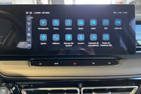 MG HS 1.5 Hybrid+ Luxury
